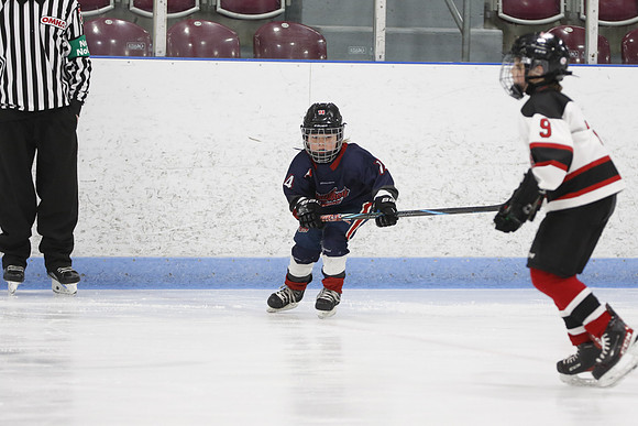 _63A0278_3 15 pm U9MD Strathroy Jr Rockets vs Lambton Shores Predators Memorial