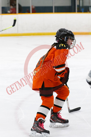 _63A7278_10 00 am - U11 - Orono Leafs Team 4 The Pylons vs Clarington Thunder 6 Raiders - Pad B
