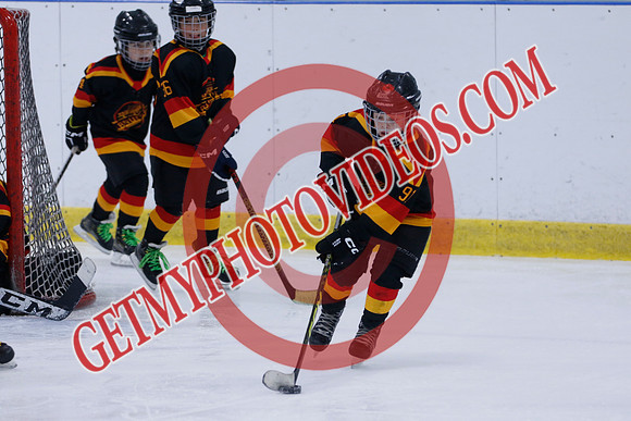 _63A1088_8 00 am - 2018 - Kawartha Canucks vs Quinte Golden Bulls - Sel