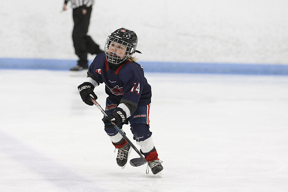 _63A0297_3 15 pm U9MD Strathroy Jr Rockets vs Lambton Shores Predators Memorial