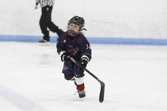 _63A0296_3 15 pm U9MD Strathroy Jr Rockets vs Lambton Shores Predators Memorial