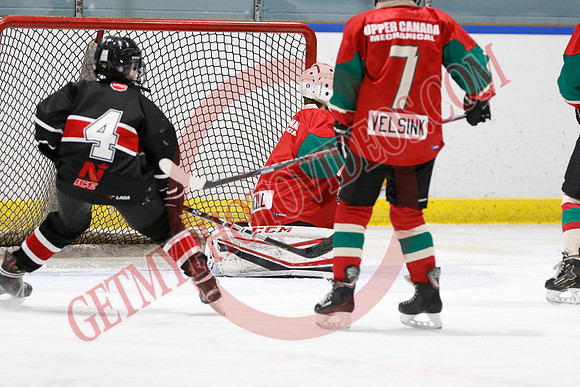 _63A2471_11 00 am - U13LL - Ayr vs NOTL 1 - CENT