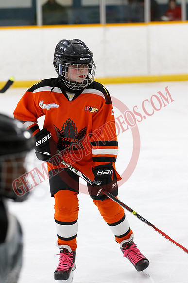 _63A7274_10 00 am - U11 - Orono Leafs Team 4 The Pylons vs Clarington Thunder 6 Raiders - Pad B