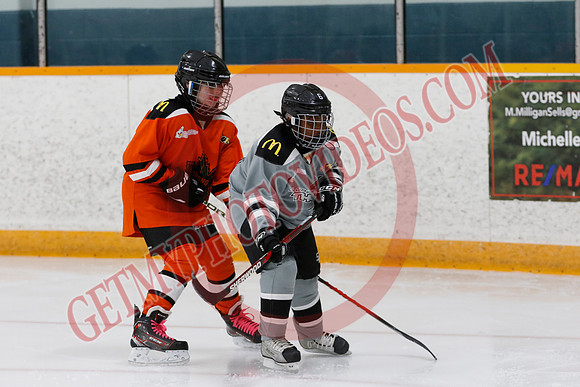 _63A6670_10 00 am - U11 - Orono Leafs Team 4 The Pylons vs Clarington Thunder 6 Raiders - Pad B
