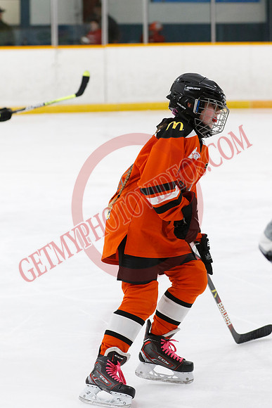 _63A7277_10 00 am - U11 - Orono Leafs Team 4 The Pylons vs Clarington Thunder 6 Raiders - Pad B