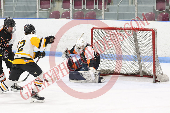 20241101-3927_11 30 am – U18A – Midland Jr Flyers vs South Oxford Storm – Memorial