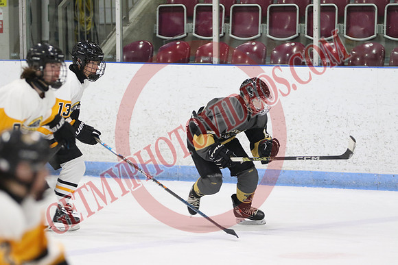 20241101-0667_10 20 am – U18B – South Grey Spartans vs South Oxford Storm – Memorial