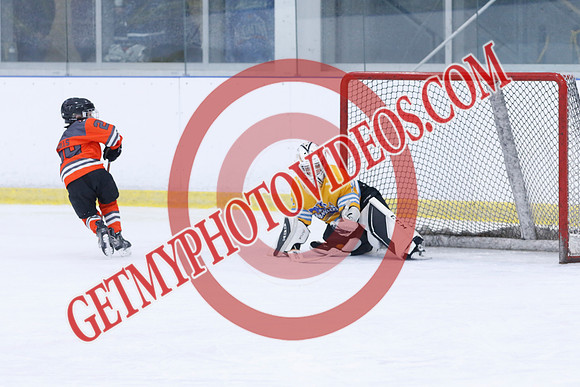 _63A0446_7 30 am - 2018 - RELM Wranglers Pascoal vs River Rat Hockey - Des