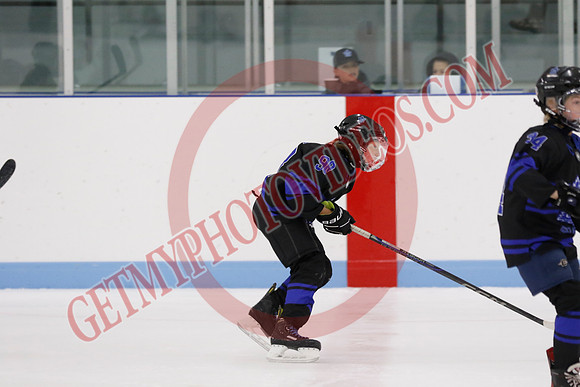 _63A5782_9 00 am - U11 SL - Sturgeon Lake Thunder vs Orono Leafs