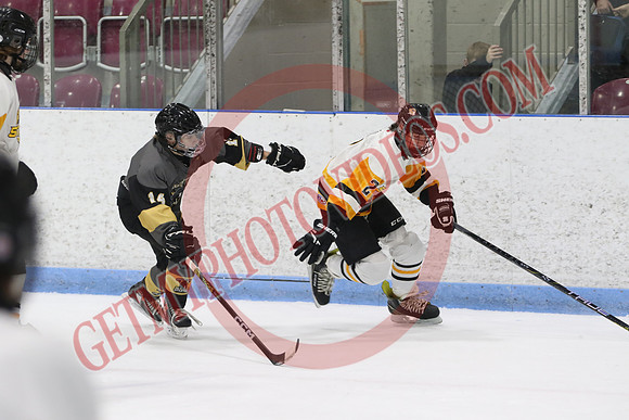 20241101-0689_10 20 am – U18B – South Grey Spartans vs South Oxford Storm – Memorial