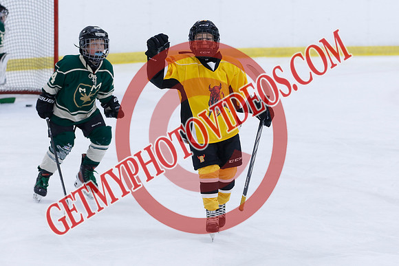 _63A6926_10 05 am - 2016 - Muskoka Moose vs Quinte Golden Bulls - Sel