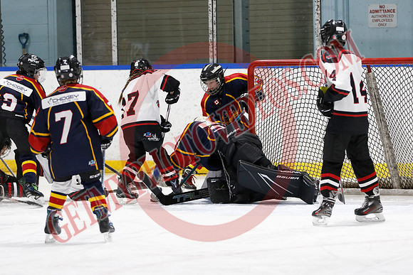 _63A8849_9 00 am - U11LL - Midland 2 vs Sturgeon Lake - CENT