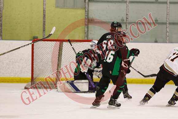 _63A8338_9 30 pm - U18 - Petawawa vs East Lambton - Kinsmen