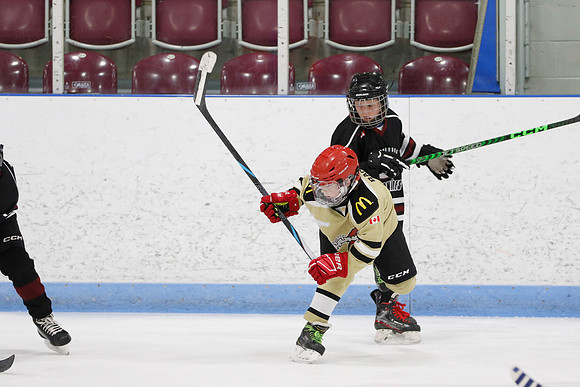 _63A2754_12 30 pm – U11 – Tillsonburg Tornadoes 1 vs Clarington Thunder Golden Knights – Mem