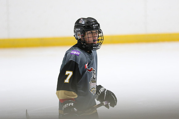 032A2076_11 15 am – U13 B – Norfolk Knights vs Oshawa Generals – IDMA