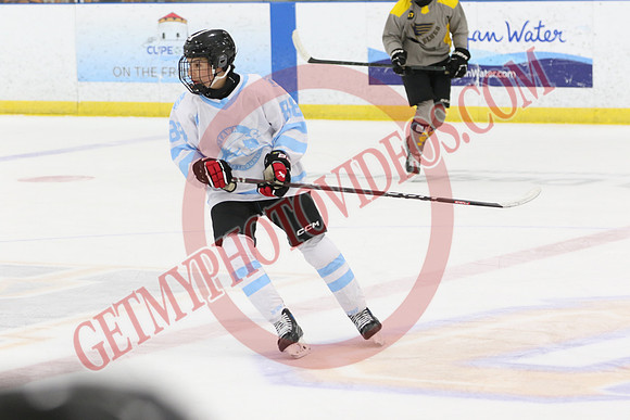 1C2A1133_1 45 pm - 2010 - Quinte Blues vs Ottawa Greyhounds - DES