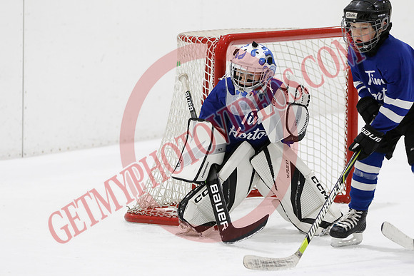 _63A7736_11 00 am - U7D2 - Port Colborne Blue vs Cayuga Stars Green - GREEN A