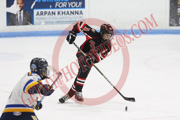 7Z7A7260_7 40 pm – U13A – Osgoode Richmond Romans vs Collingwood Jr Blues – Memorial