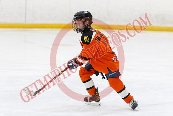 _63A6392_10 00 am - U11 - Orono Leafs Team 4 The Pylons vs Clarington Thunder 6 Raiders - Pad B