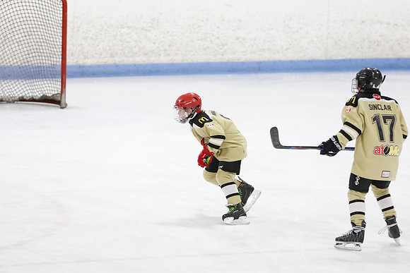 _63A3924_6 45 pm – U11 – Clarington Thunder Golden Knights vs Belmont Rangers – CC