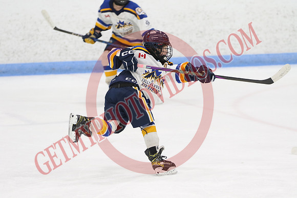 7Z7A6729_7 40 pm – U13A – Osgoode Richmond Romans vs Collingwood Jr Blues – Memorial