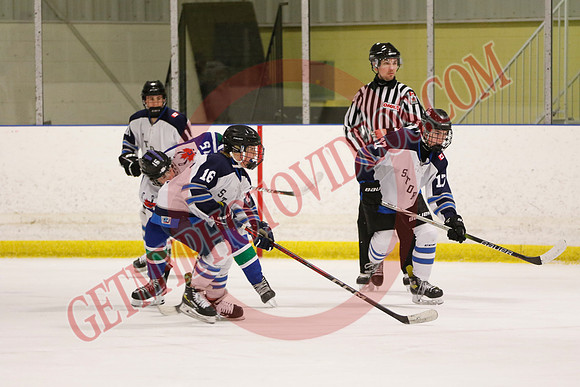 _63A2994_10 00 am - U15D1 - SF - 2 nd Pool B vs 1 st Pool A - Kinsmen