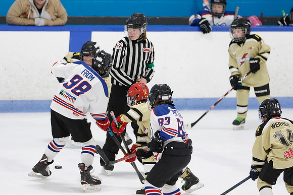 _63A4138_6 45 pm – U11 – Clarington Thunder Golden Knights vs Belmont Rangers – CC