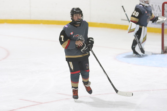 032A1543_11 15 am – U13 B – Norfolk Knights vs Oshawa Generals – IDMA
