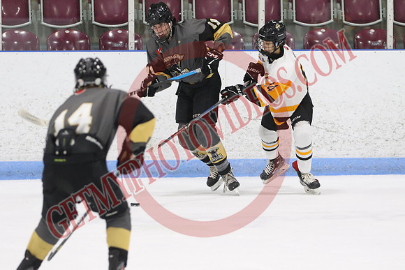 20241101-1391_10 20 am – U18B – South Grey Spartans vs South Oxford Storm – Memorial
