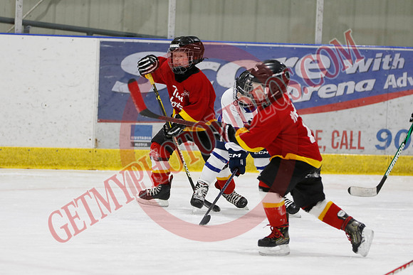 _63A7571_8 30 am - U7D3 - Port Colborne White vs Centre Wellington Fusion Red - BLUE A
