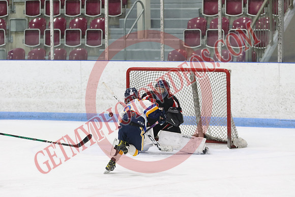 7Z7A6888_7 40 pm – U13A – Osgoode Richmond Romans vs Collingwood Jr Blues – Memorial