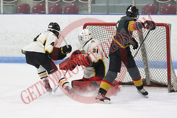 7Z7A3572_4 10 pm – U18A – Norfolk Knights vs Mitchell Meteors – Memorial