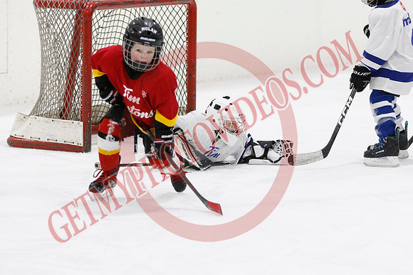 _63A7604_8 30 am - U7D3 - Port Colborne White vs Centre Wellington Fusion Red - BLUE A