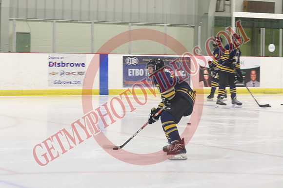 7Z7A2612