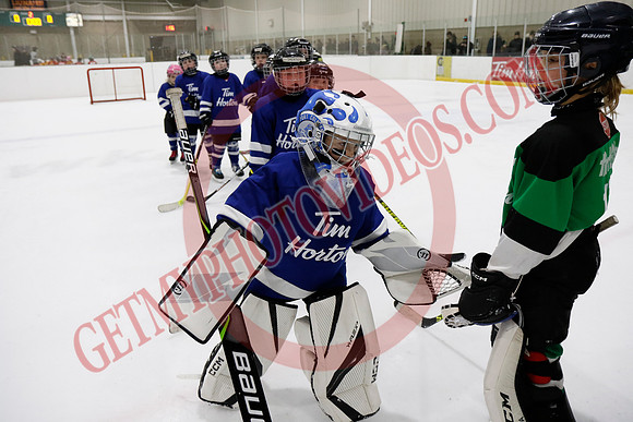 _63A8492_11 00 am - U7D2 - Port Colborne Blue vs Cayuga Stars Green - GREEN A