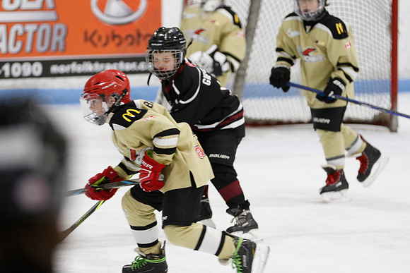 _63A2831_12 30 pm – U11 – Tillsonburg Tornadoes 1 vs Clarington Thunder Golden Knights – Mem