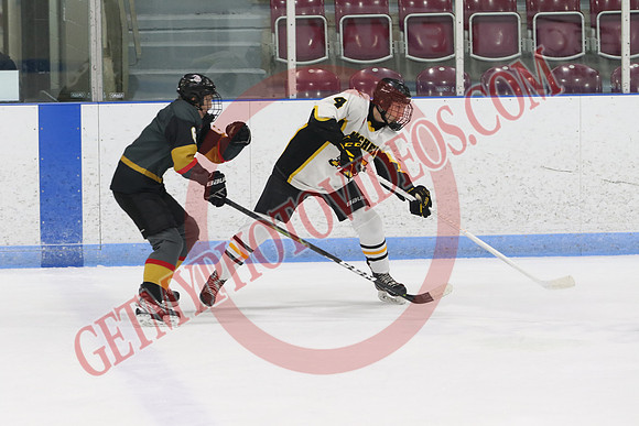 7Z7A4848_4 10 pm – U18A – Norfolk Knights vs Mitchell Meteors – Memorial