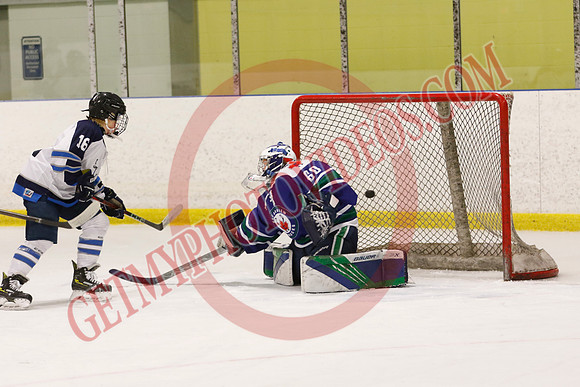 _63A3083_10 00 am - U15D1 - SF - 2 nd Pool B vs 1 st Pool A - Kinsmen