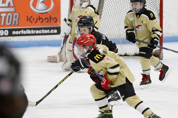 _63A2830_12 30 pm – U11 – Tillsonburg Tornadoes 1 vs Clarington Thunder Golden Knights – Mem