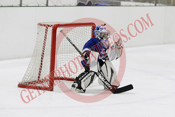 _63A7536_11 00 am - U7D2 - Port Colborne Blue vs Cayuga Stars Green - GREEN A
