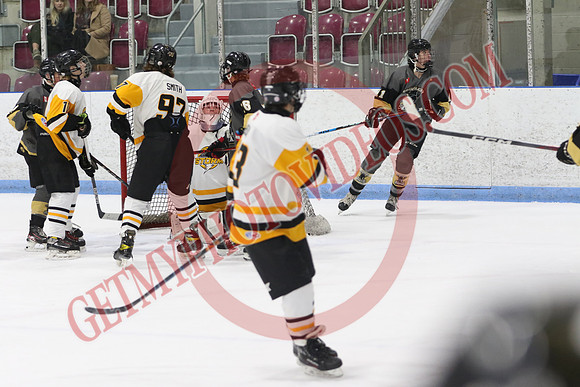20241101-1640_10 20 am – U18B – South Grey Spartans vs South Oxford Storm – Memorial
