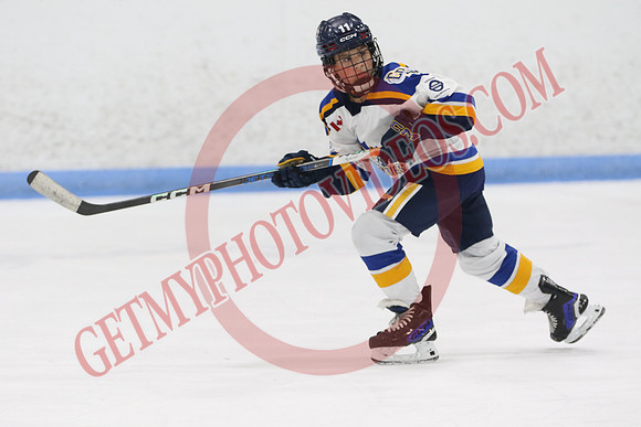 7Z7A7505_7 40 pm – U13A – Osgoode Richmond Romans vs Collingwood Jr Blues – Memorial
