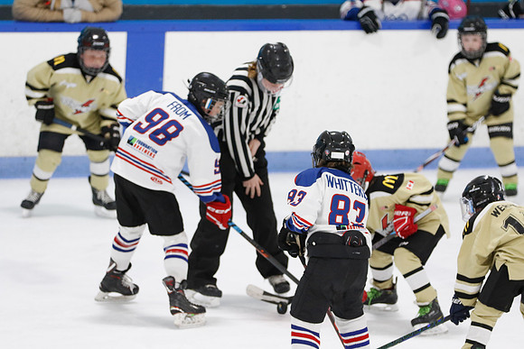 _63A4129_6 45 pm – U11 – Clarington Thunder Golden Knights vs Belmont Rangers – CC
