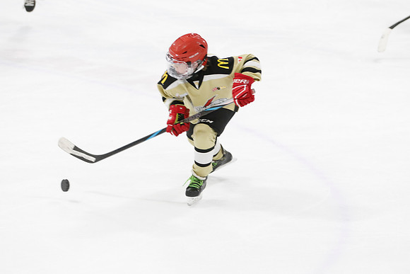 _63A4169_6 45 pm – U11 – Clarington Thunder Golden Knights vs Belmont Rangers – CC