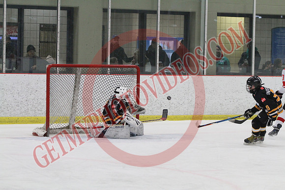 IMG_6455_8 00 am - U13 - Arthur Vipers vs Schomberg Red Wings - Tri