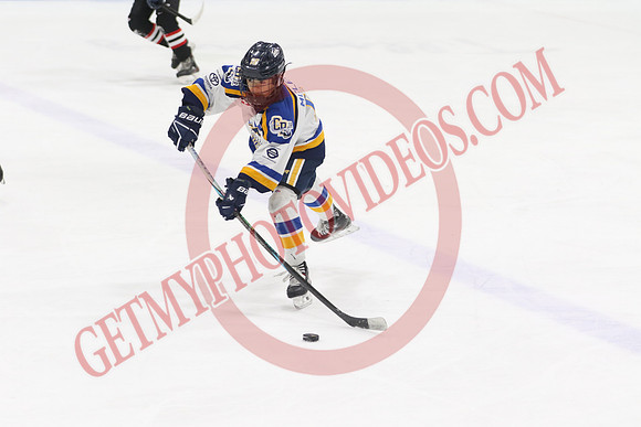 7Z7A7243_7 40 pm – U13A – Osgoode Richmond Romans vs Collingwood Jr Blues – Memorial