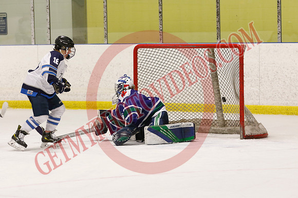 _63A3085_10 00 am - U15D1 - SF - 2 nd Pool B vs 1 st Pool A - Kinsmen