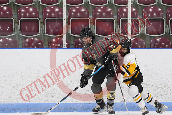 20241101-1388_10 20 am – U18B – South Grey Spartans vs South Oxford Storm – Memorial