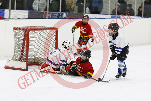 _63A7591_8 30 am - U7D3 - Port Colborne White vs Centre Wellington Fusion Red - BLUE A