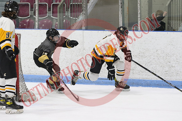20241101-0688_10 20 am – U18B – South Grey Spartans vs South Oxford Storm – Memorial
